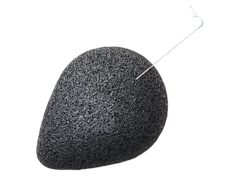Натуральний спонж &laquo;Конняку&raquo; для обличчя з деревним вугіллям Purito Bamboo Charcoal Konjac Sponge BC-00002316 фото