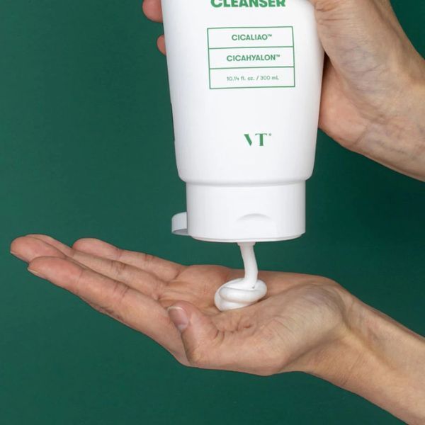 Пенка для умывания лица с азиатской центеллой VT Cosmetics Cica Mild Foam Cleanser M239414 фото