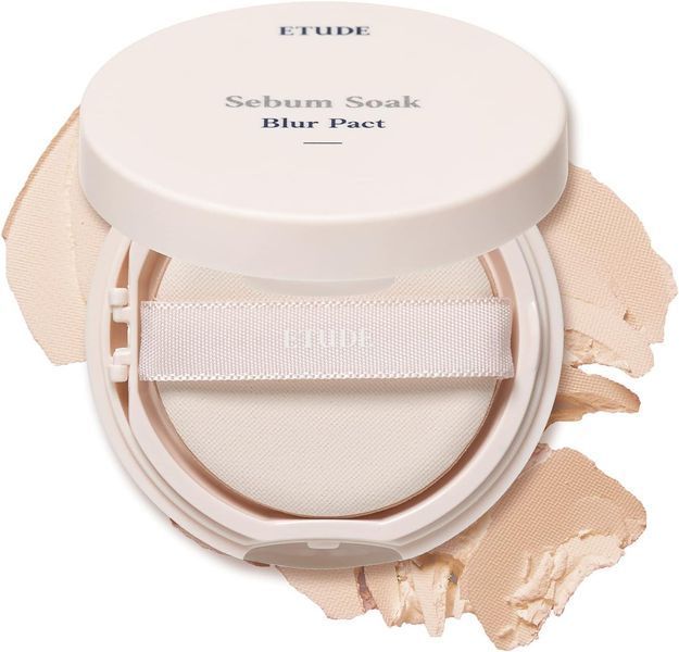 Компактная матирующая пудра с єффектом фотошопа Etude Sebum Soak Blur Pact 4252 фото