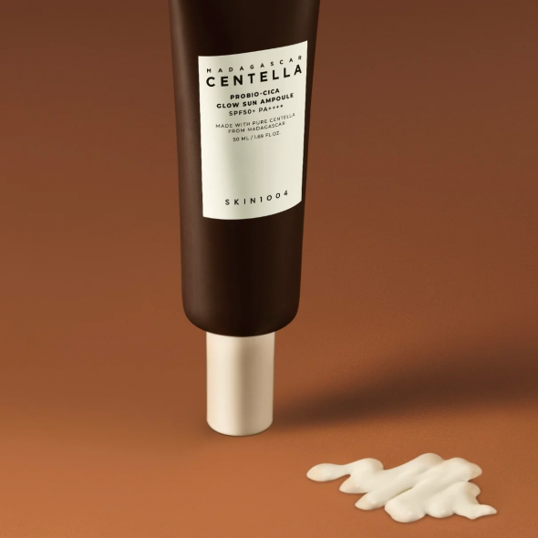 Сонцезахисна відновлювальна ампула для обличчя SKIN1004 Madagascar Centella Probio-Cica Glow Sun Ampoule SPF50+ PA++++ M237435 фото