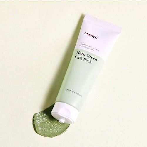 Успокаивающая глиняная маска с зелёным чаем Manyo Herb Cica Pack KSK 17 фото