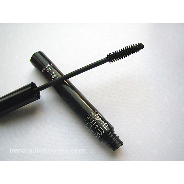 Классическая черная тушь отлично прокрашивает ресницы Missha The Style 4D Mascara 501 фото